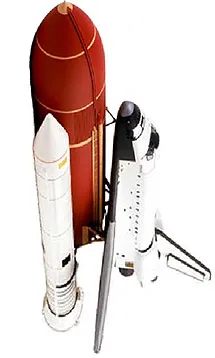 Een model van een spaceshuttle met draagraket